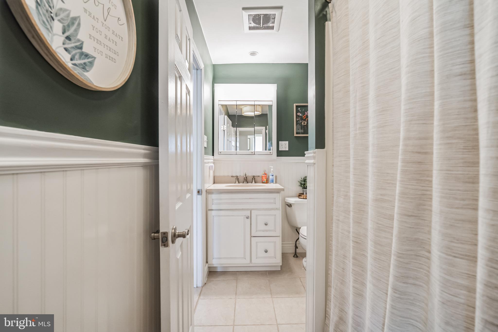 236 Goodford Road Philadelphia, PA 19154 - Photo 19 of 30 Gallery Image 19