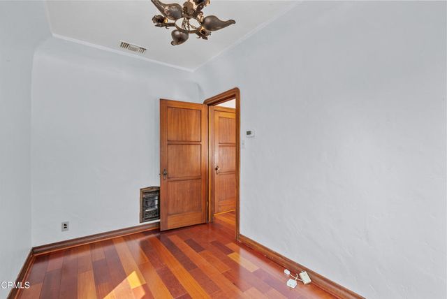 $1,200,000 | 1513 East Garfield Avenue, Glendale, CA 91205