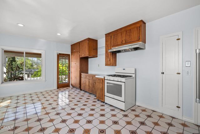 $1,200,000 | 1513 East Garfield Avenue, Glendale, CA 91205