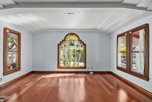 $1,200,000 | 1513 East Garfield Avenue, Glendale, CA 91205