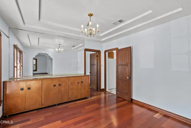 $1,200,000 | 1513 East Garfield Avenue, Glendale, CA 91205