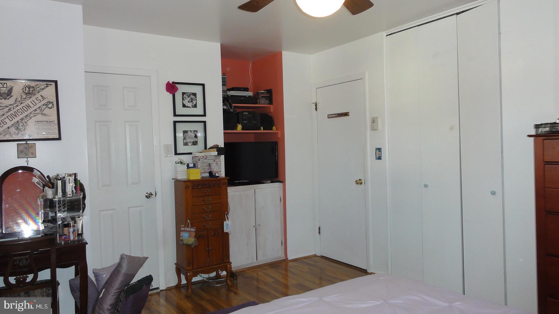 430 Highmeadow Road Reisterstown, MD 21136 - Photo 17 of 36 Master Bedroom w/Large Closet & Shelves
