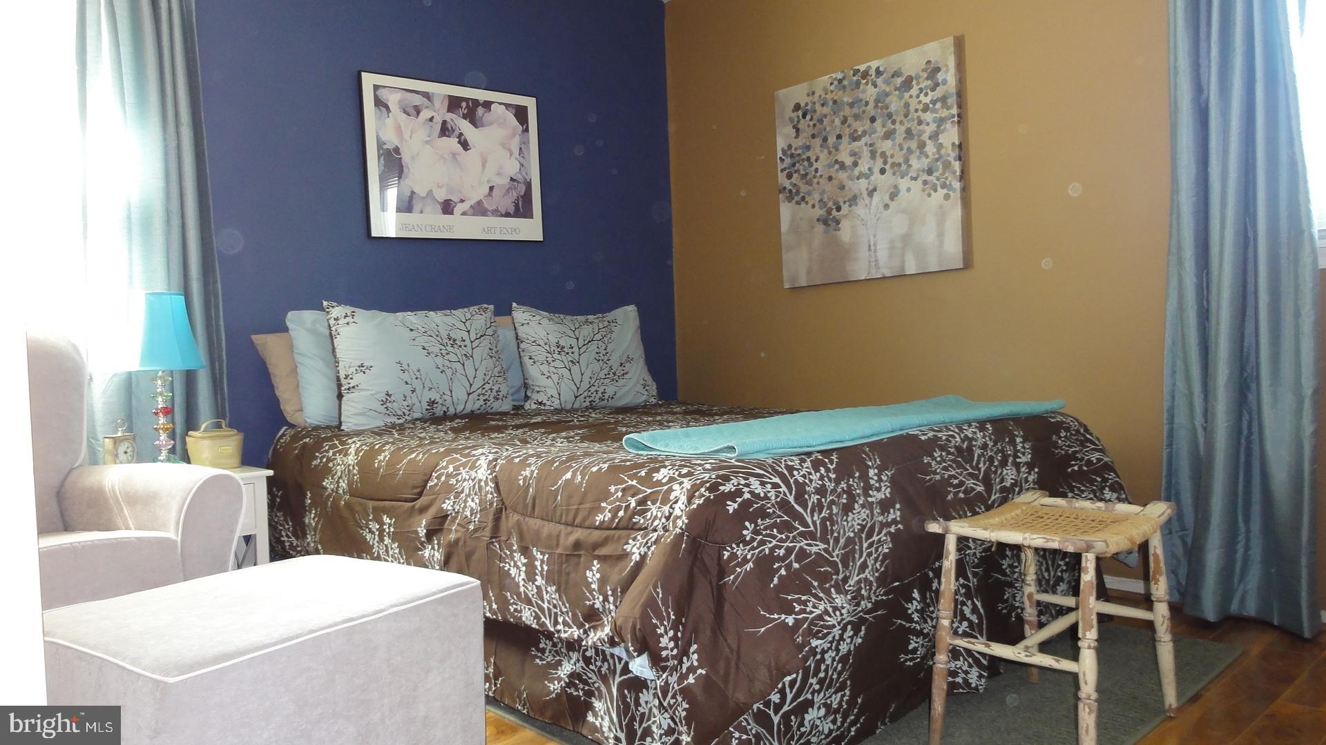 430 Highmeadow Road Reisterstown, MD 21136 - Photo 20 of 36 2nd Bedroom w/Wood Laminate Floor