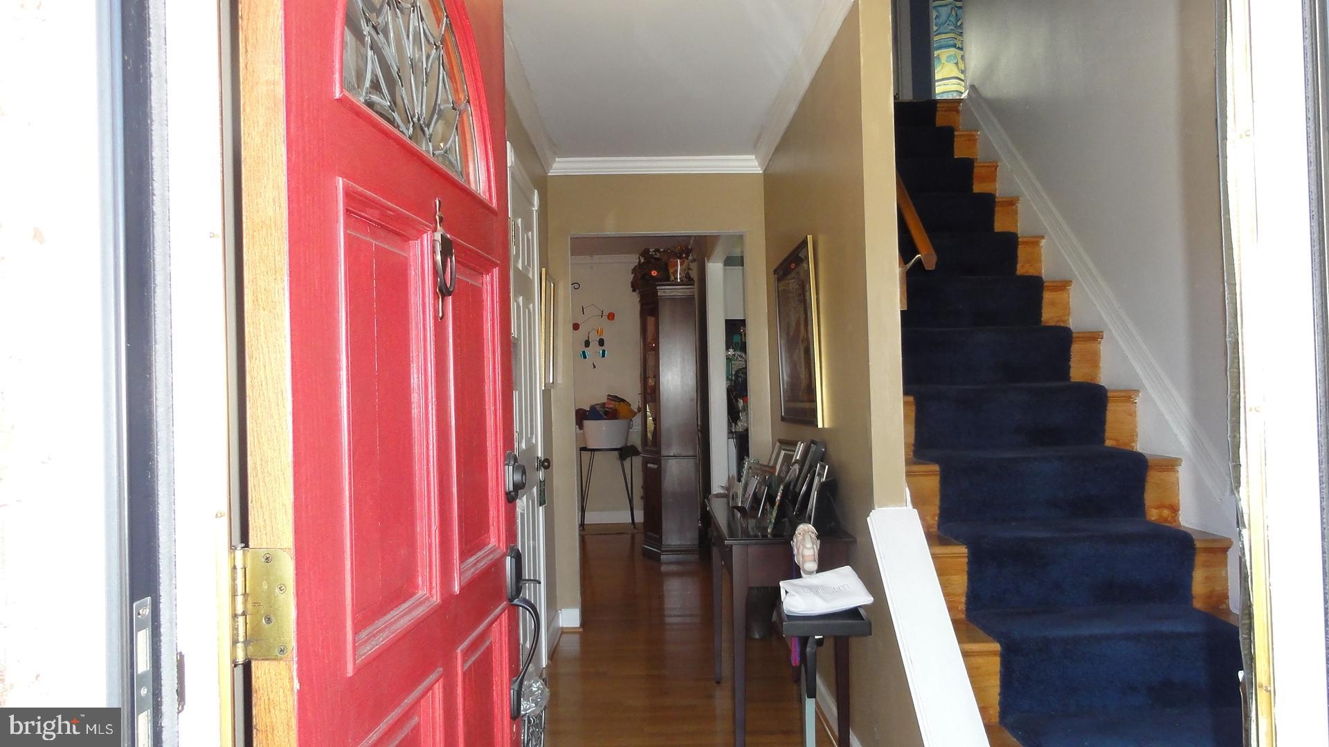 430 Highmeadow Road Reisterstown, MD 21136 - Photo 3 of 36 Foyer w/Hardwood Floor