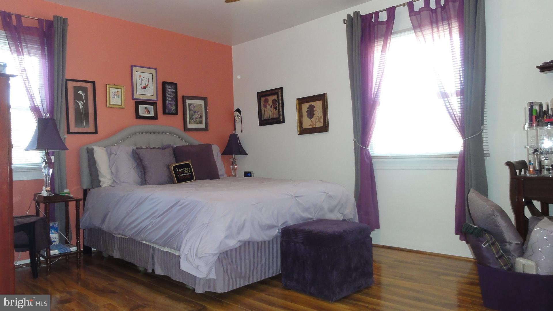 430 Highmeadow Road Reisterstown, MD 21136 - Photo 7 of 36 Master Bedroom w/Bathroom w/Shower Stall