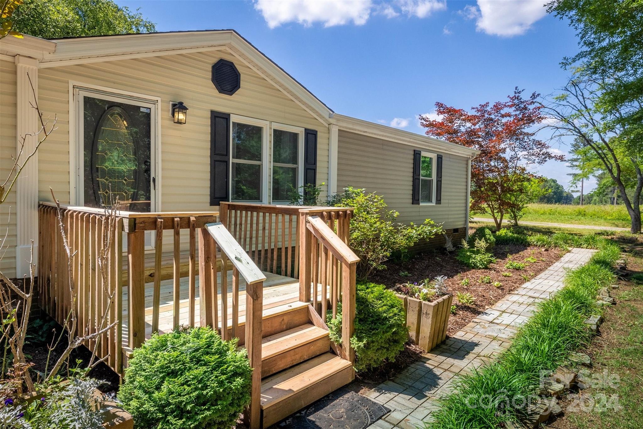 1397 Bolton Road Catawba, NC 28609 - Photo 3 of 26 Gallery Image 3