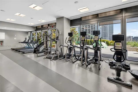 $659,999 | 68 Southeast 6th Street, Unit 3506, Miami, FL 33131