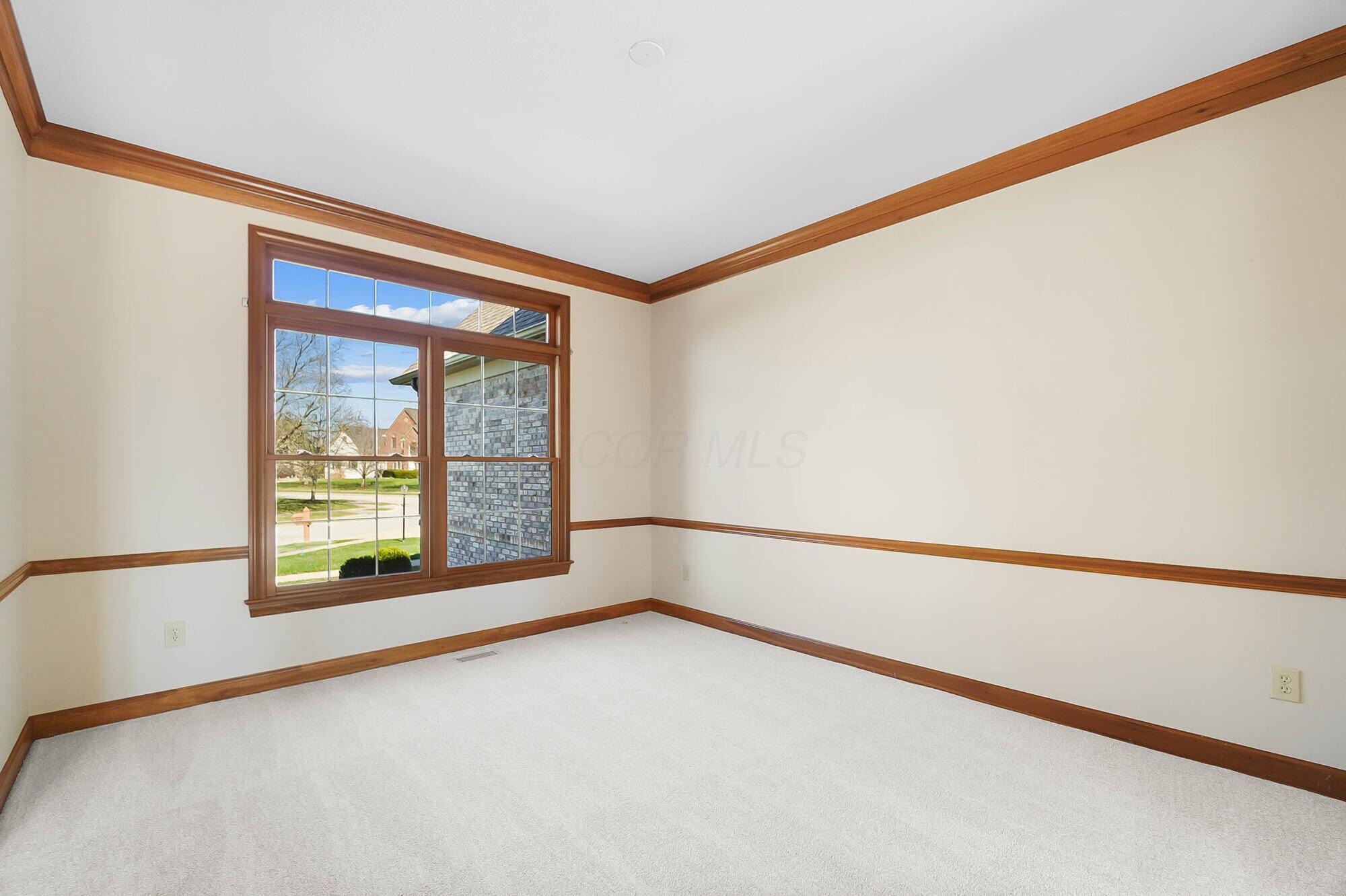 8591 Spring Flower Road Pickerington, OH 43147 - Photo 28 of 84 Dining Room