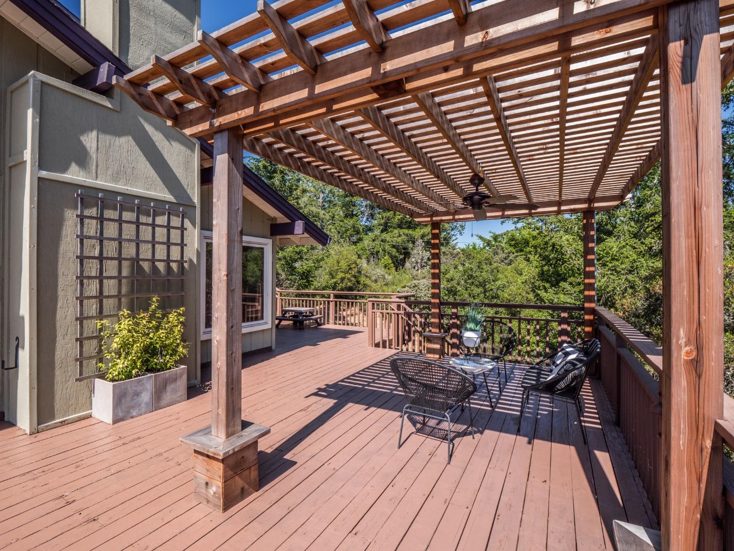 343 Pineridge Road Santa Cruz, CA 95060 - Photo 13 of 49 Gallery Image 13