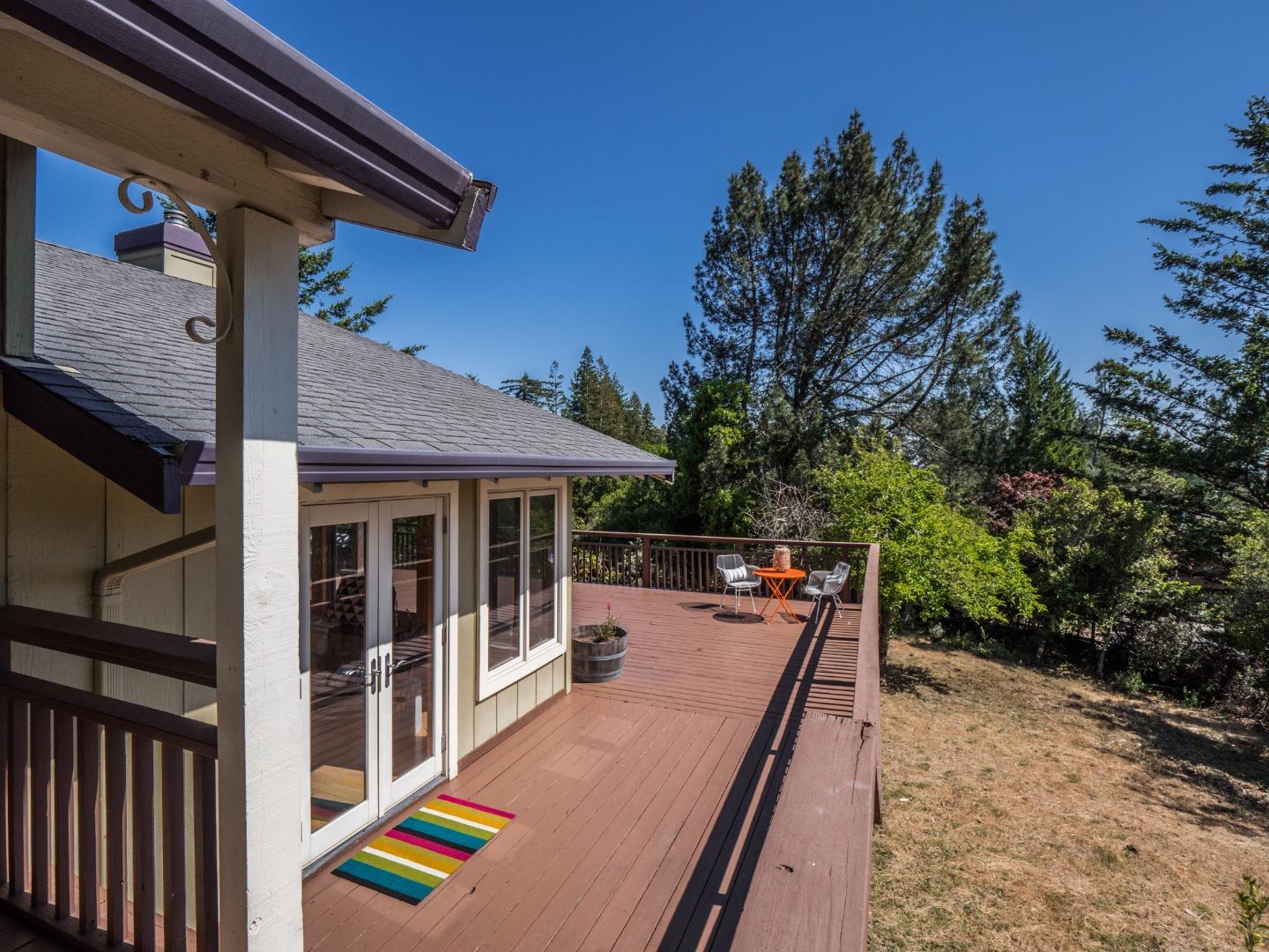 343 Pineridge Road Santa Cruz, CA 95060 - Photo 10 of 49 Gallery Image 10