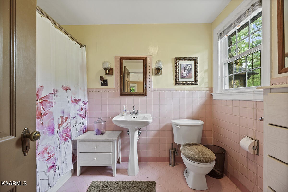 121 Stone Road Knoxville, TN 37920 - Photo 19 of 52 Gallery Image 19