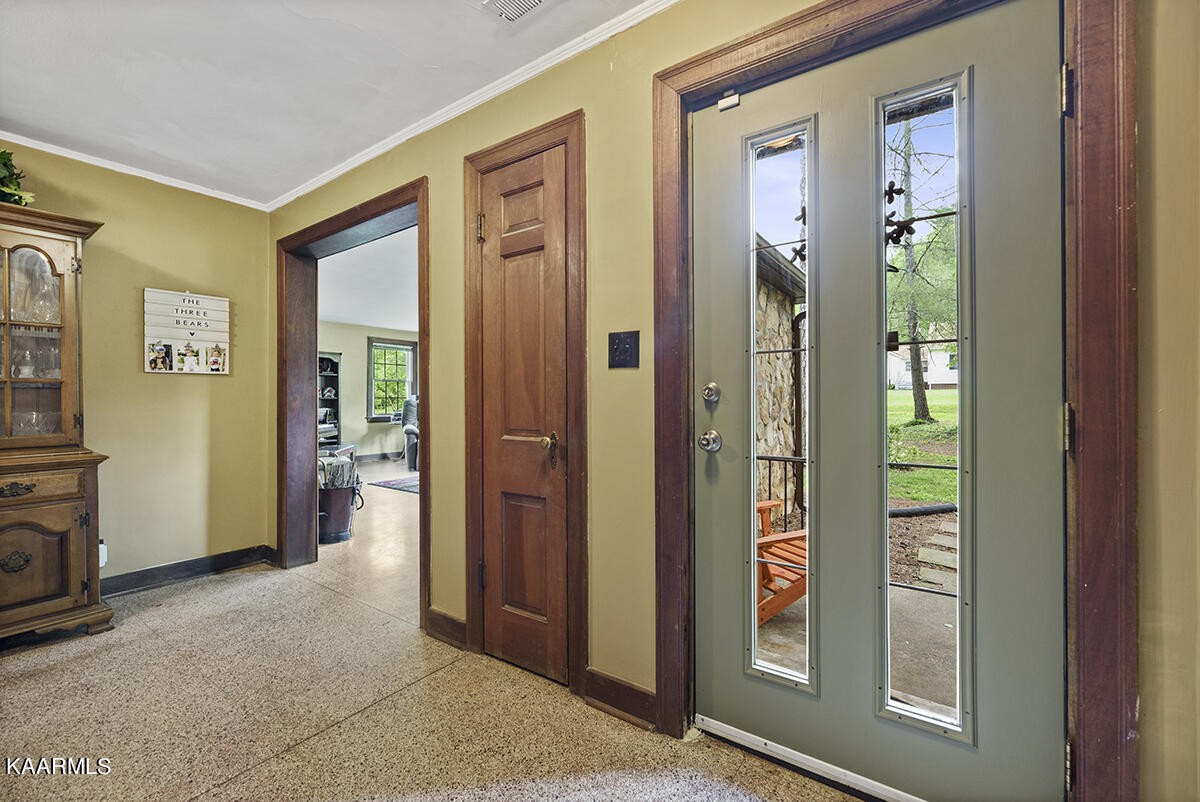 121 Stone Road Knoxville, TN 37920 - Photo 6 of 52 Gallery Image 6