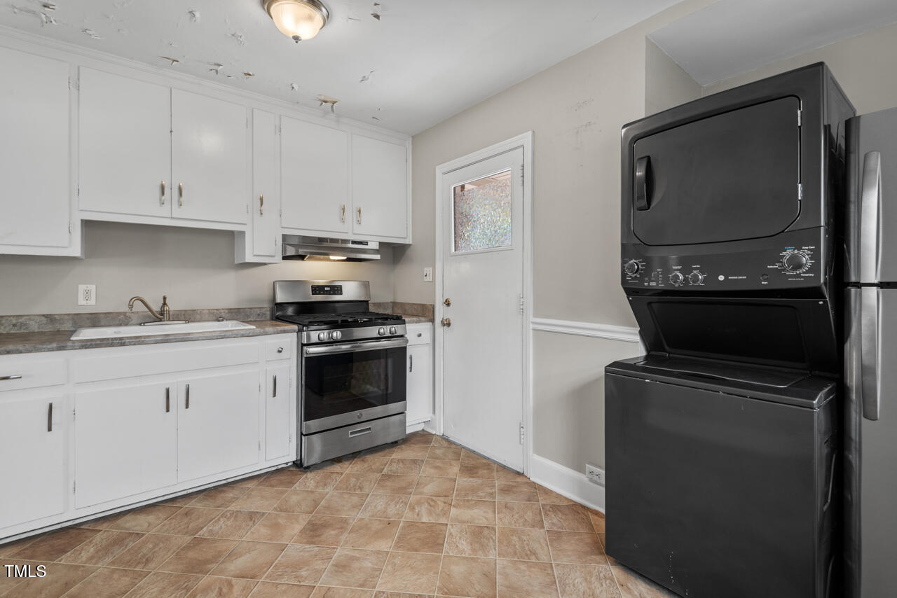 809 Leon Street Durham, NC 27704 - Photo 11 of 28 11