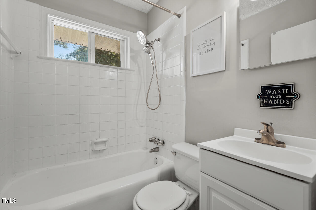 809 Leon Street Durham, NC 27704 - Photo 18 of 28 18