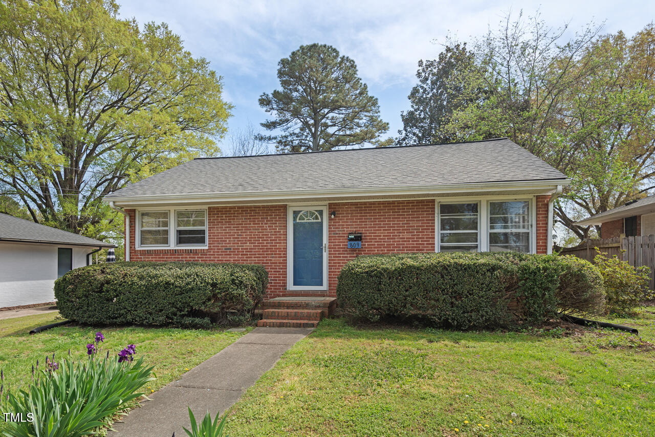 809 Leon Street Durham, NC 27704 - Photo 2 of 28 02
