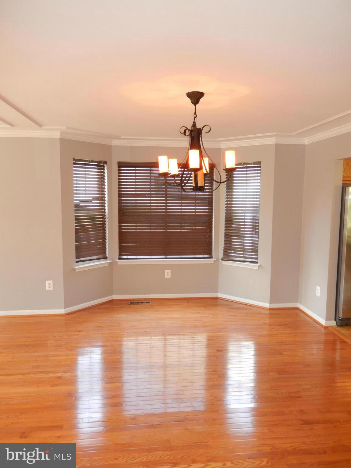 13 Broadbridge Road Baltimore, MD 21237 - Photo 14 of 30 Dining Room