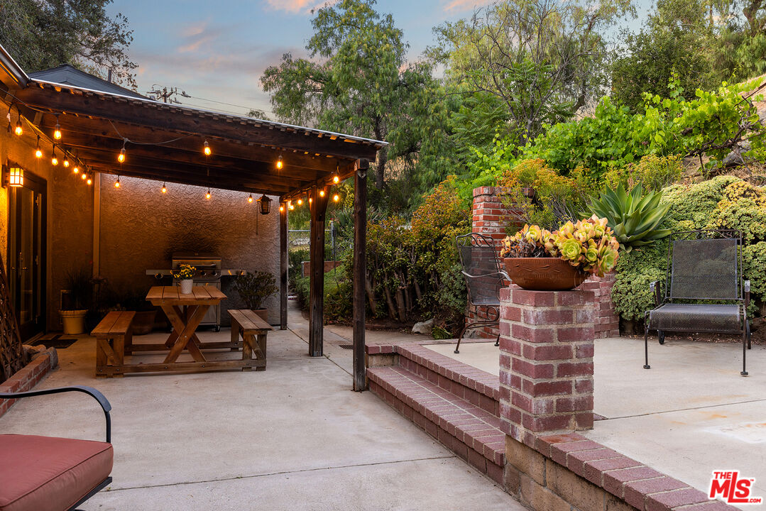 865 Katherine Road Simi Valley, CA 93063 - Photo 17 of 25 a view of outdoor space and deck