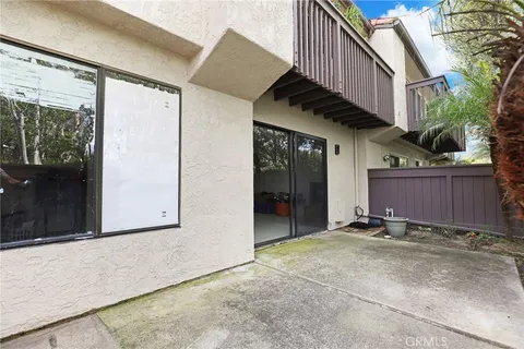 $925,000 | 19544 Vasile Circle, Huntington Beach, CA 92646