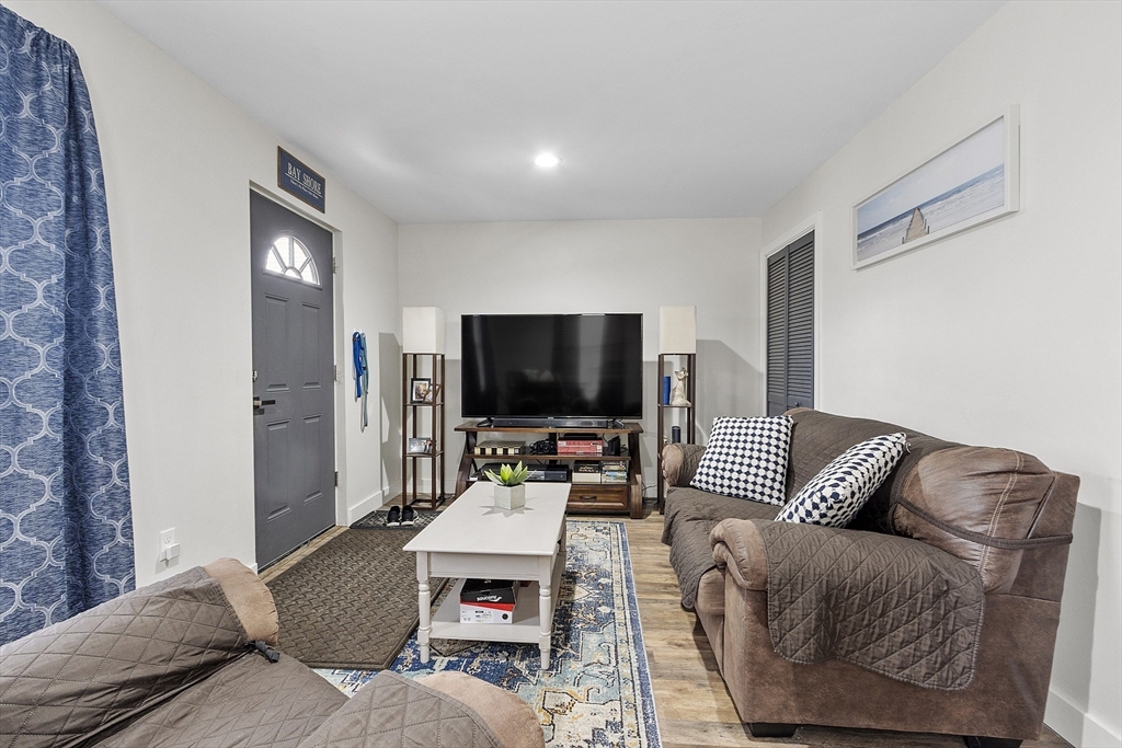 261 Main Street Gardner, MA 01440 - Photo 12 of 35