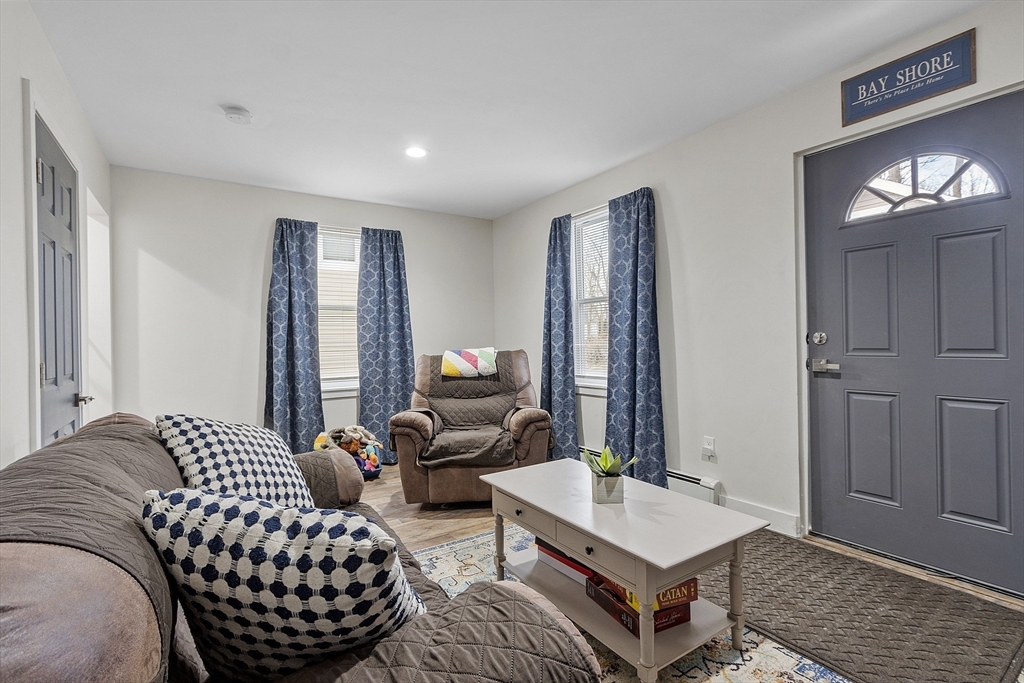 261 Main Street Gardner, MA 01440 - Photo 13 of 35