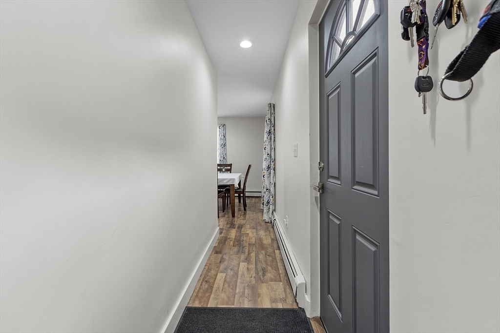 261 Main Street Gardner, MA 01440 - Photo 17 of 35