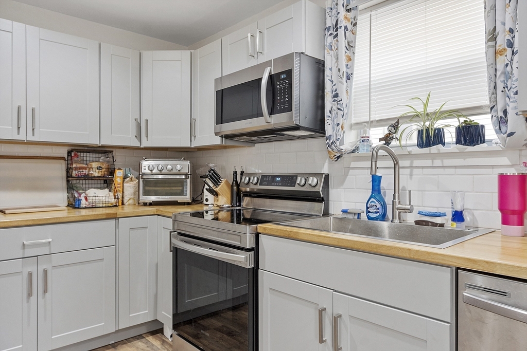 261 Main Street Gardner, MA 01440 - Photo 7 of 35