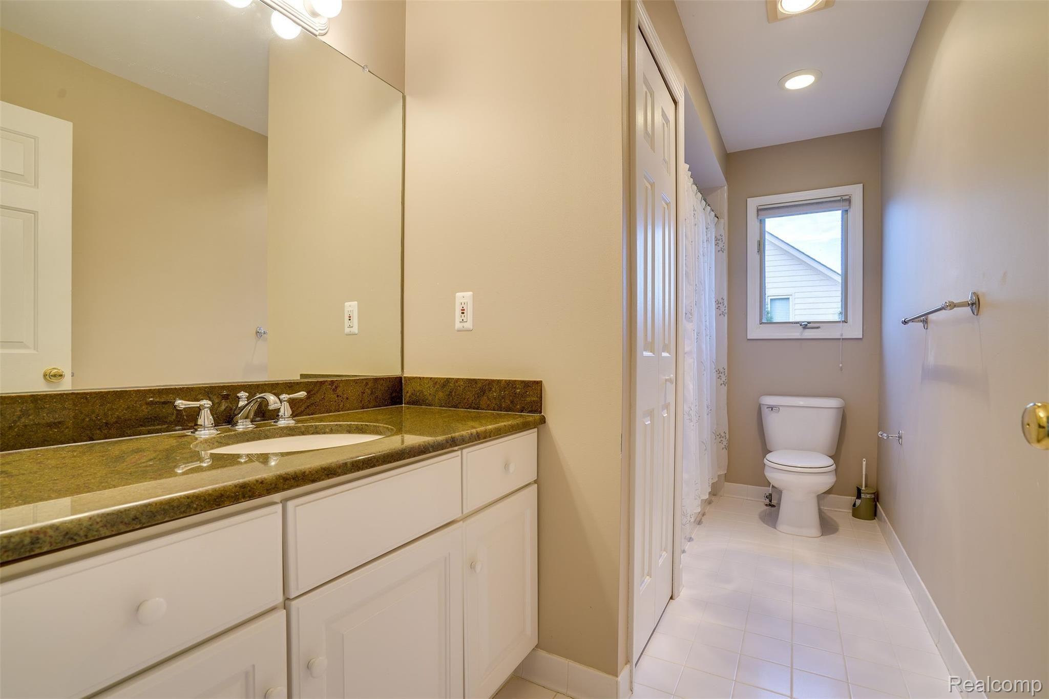 58041 Pheasant Ridge Washington, MI 48094 - Photo 29 of 62 DSC03643HDR.jpg