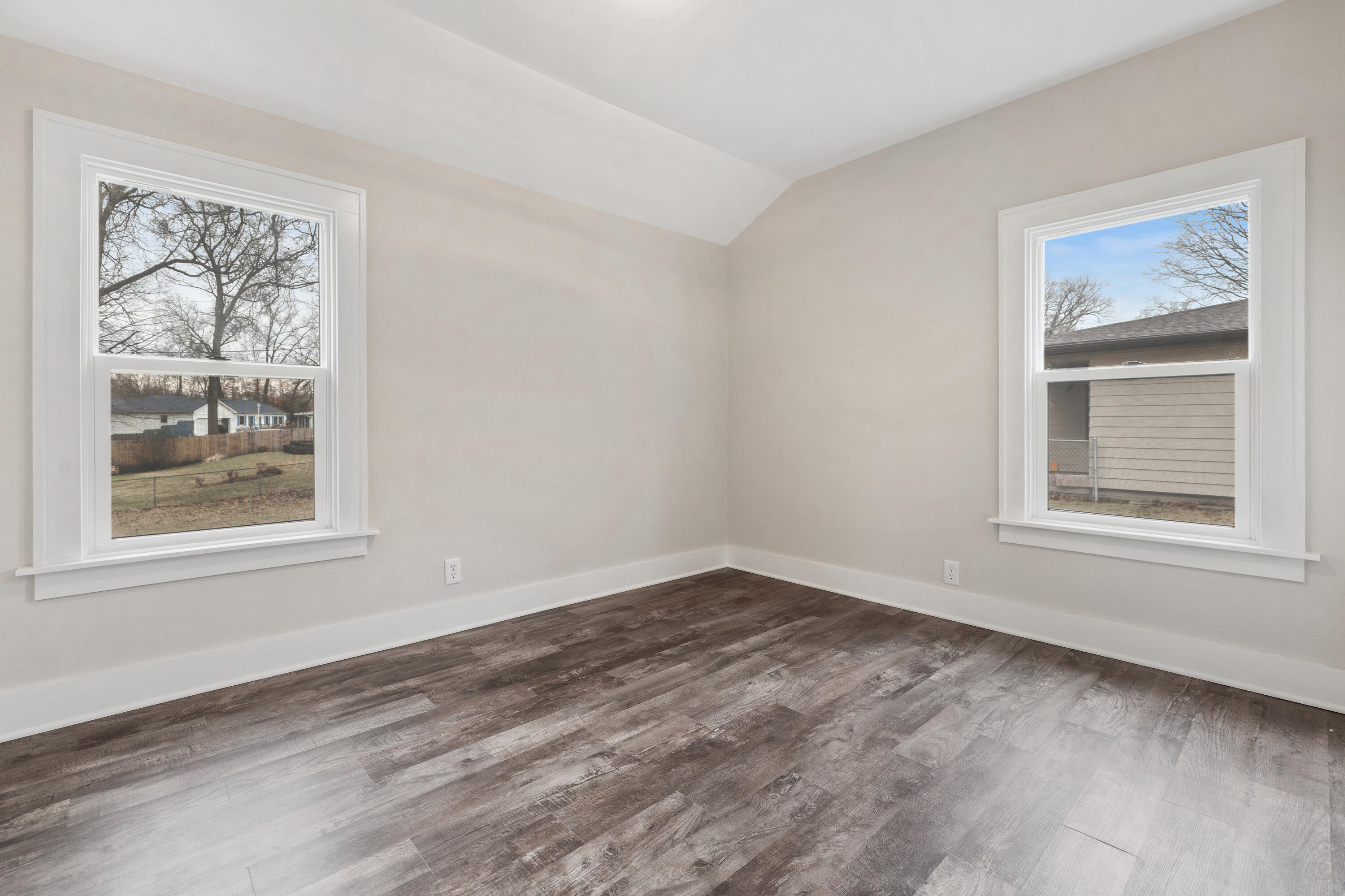 505 Barker Road Michigan City, IN 46360 - Photo 13 of 35 3000x1999