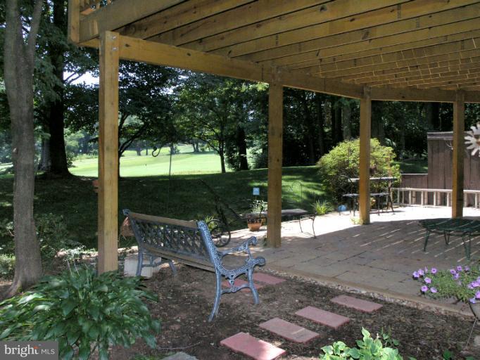 2061 Golf Course Drive Reston, VA 20191 - Photo 11 of 30 Lower Patio