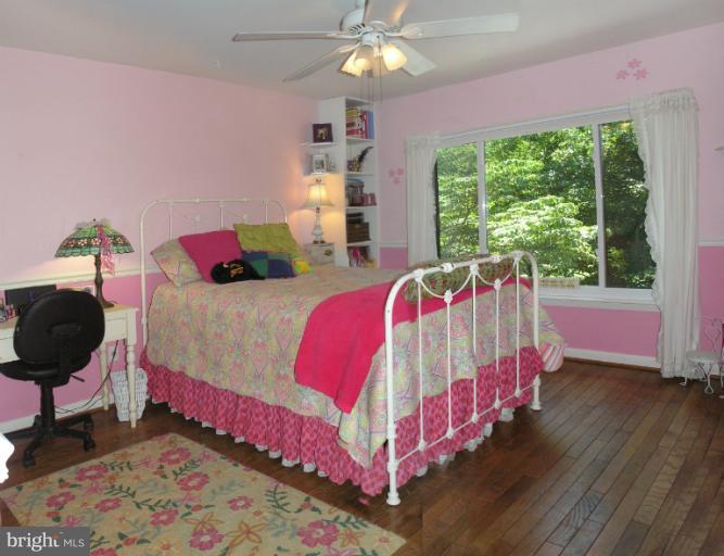 2061 Golf Course Drive Reston, VA 20191 - Photo 9 of 30 Bedroom 2