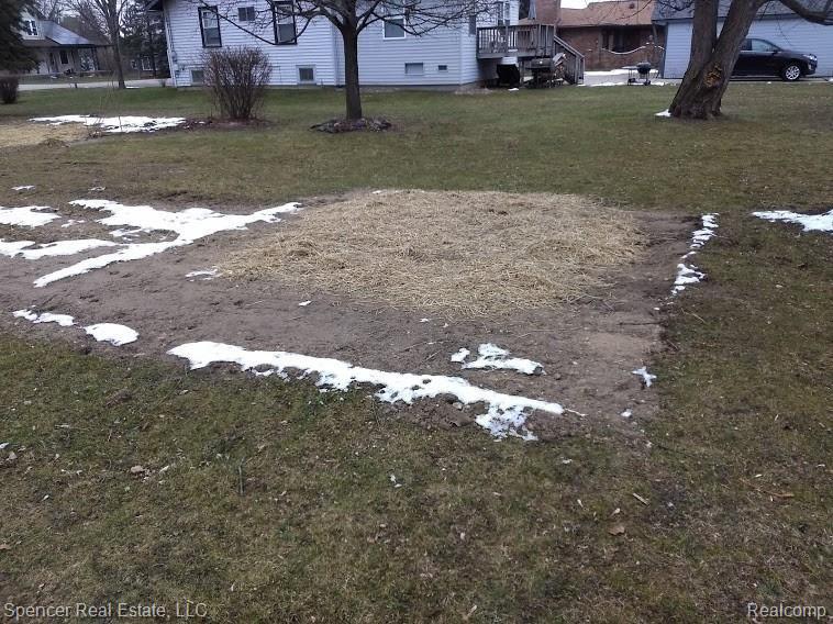 878 Trombley Road Troy, MI 48083 - Photo 5 of 8 Where patio was removed.jpg