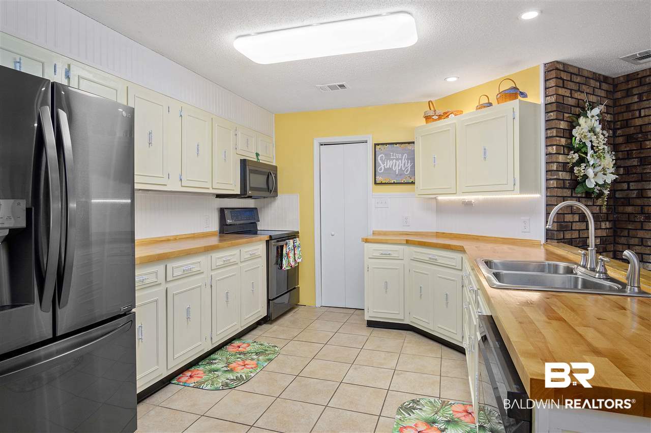 8147 Yorkhaven Road Mobile, AL 36695 - Photo 8 of 27