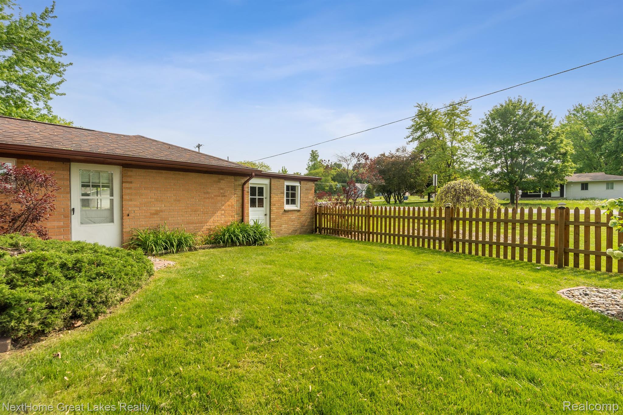 2141 Reid Road Flint, MI 48507 - Photo 33 of 40