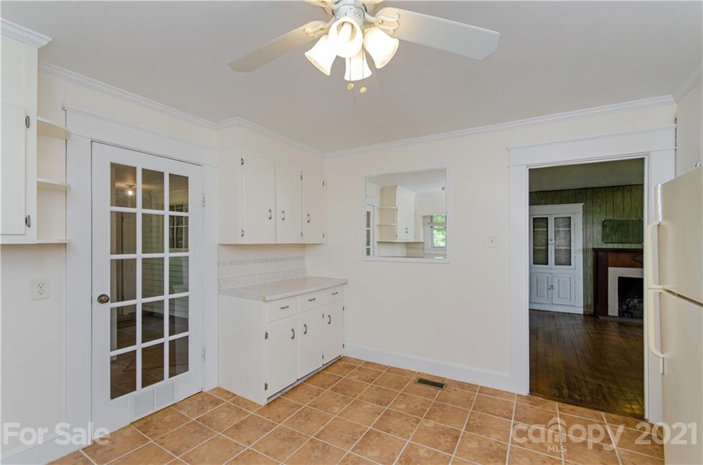 800 Macedonia Road Alexander, NC 28701 - Photo 11 of 36 Gallery Image 11