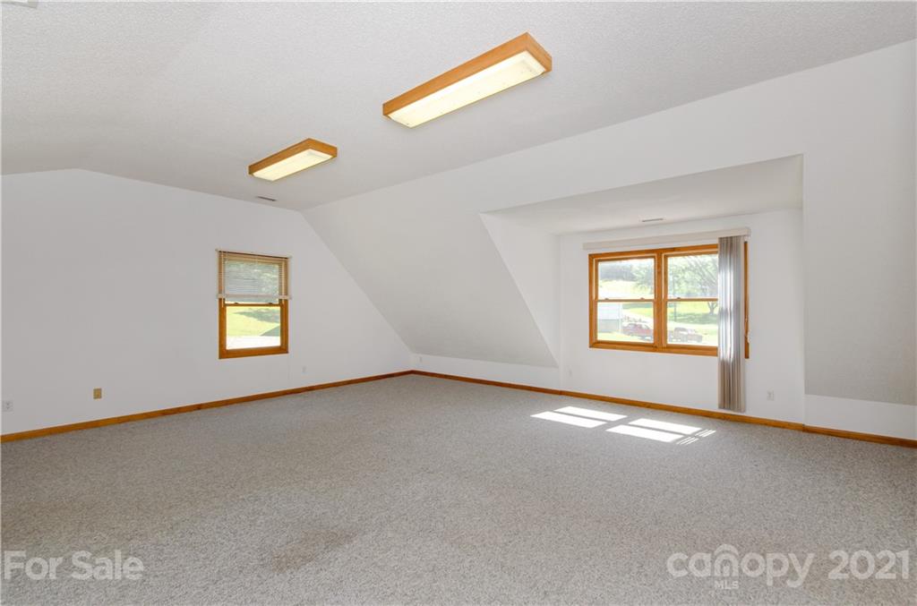 800 Macedonia Road Alexander, NC 28701 - Photo 18 of 36 Gallery Image 18