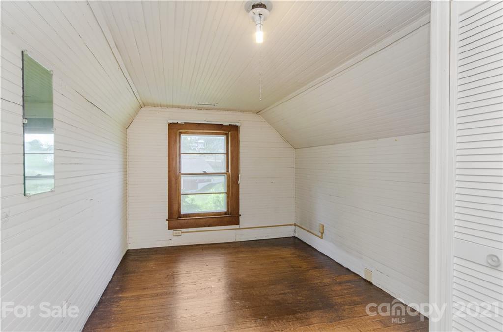 800 Macedonia Road Alexander, NC 28701 - Photo 22 of 36 Gallery Image 22