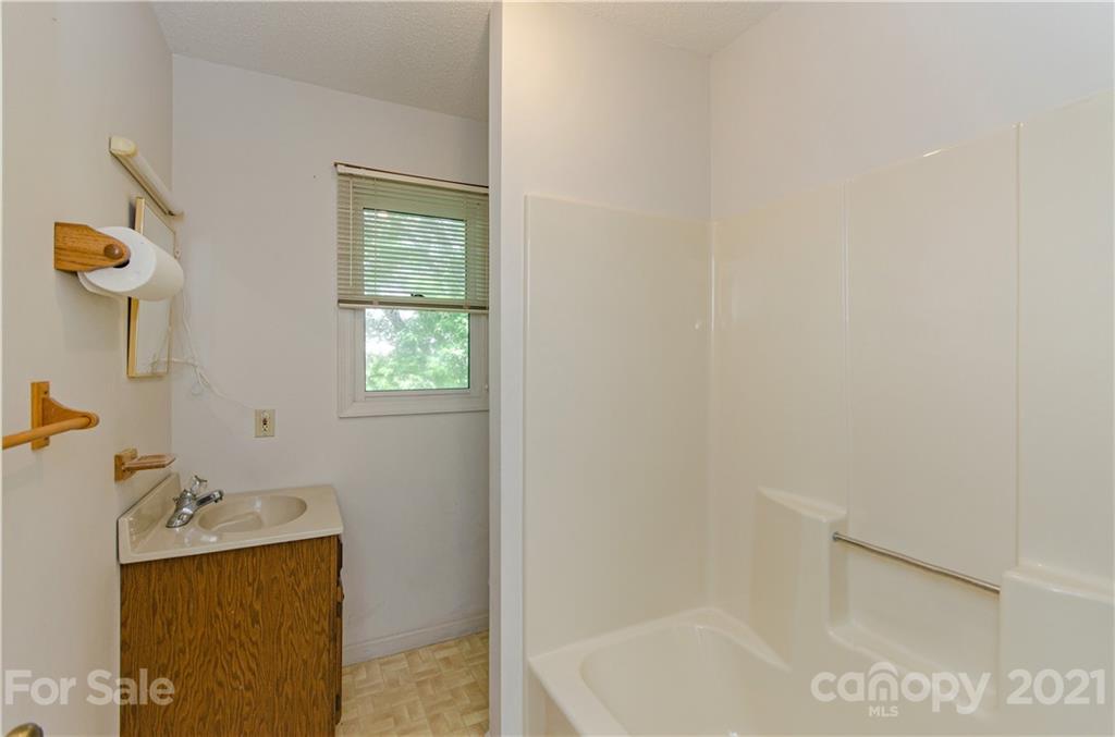 800 Macedonia Road Alexander, NC 28701 - Photo 29 of 36 Gallery Image 29