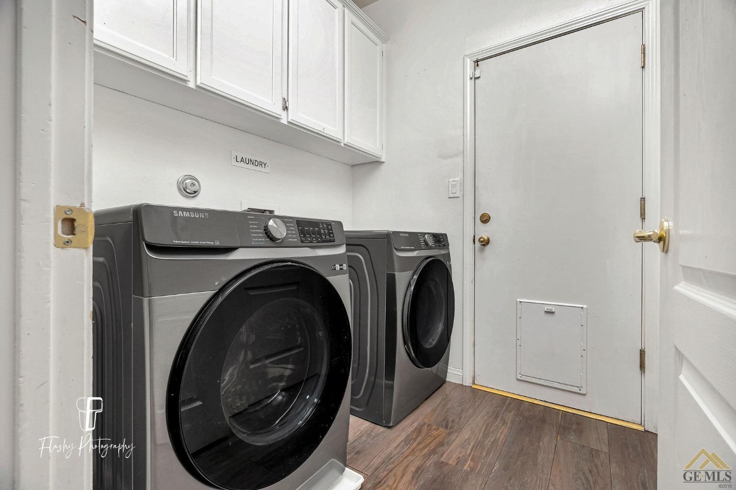 Undisclosed Address Bakersfield, CA 93311 - Photo 20 of 55 a utility room with dryer and washer