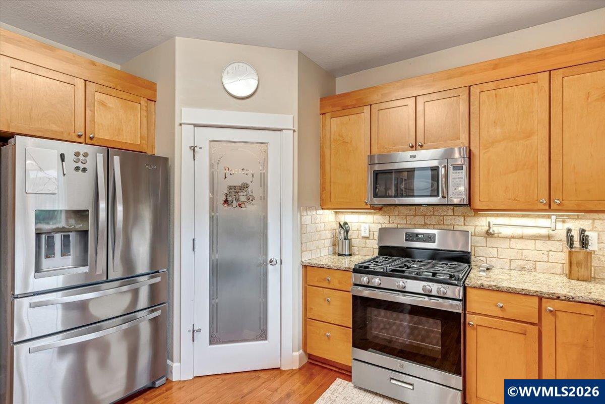 1304 Frontier Street Silverton, OR 97381 - Photo 12 of 50