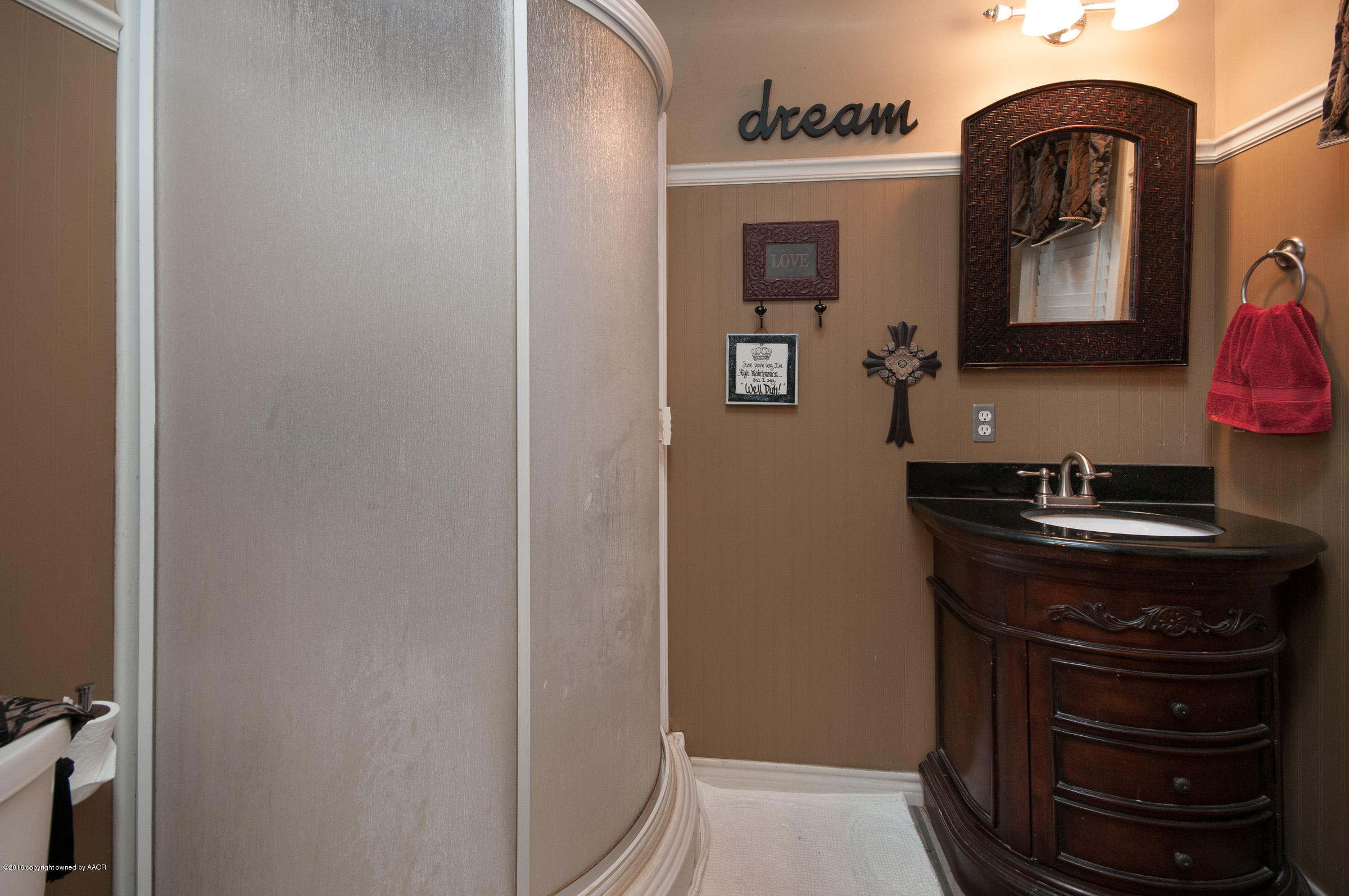 3410 South Rusk Street Amarillo, TX 79109 - Photo 14 of 24 Master Bathroom