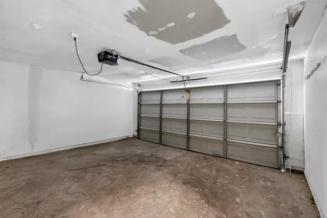 a view of a room with an empty space