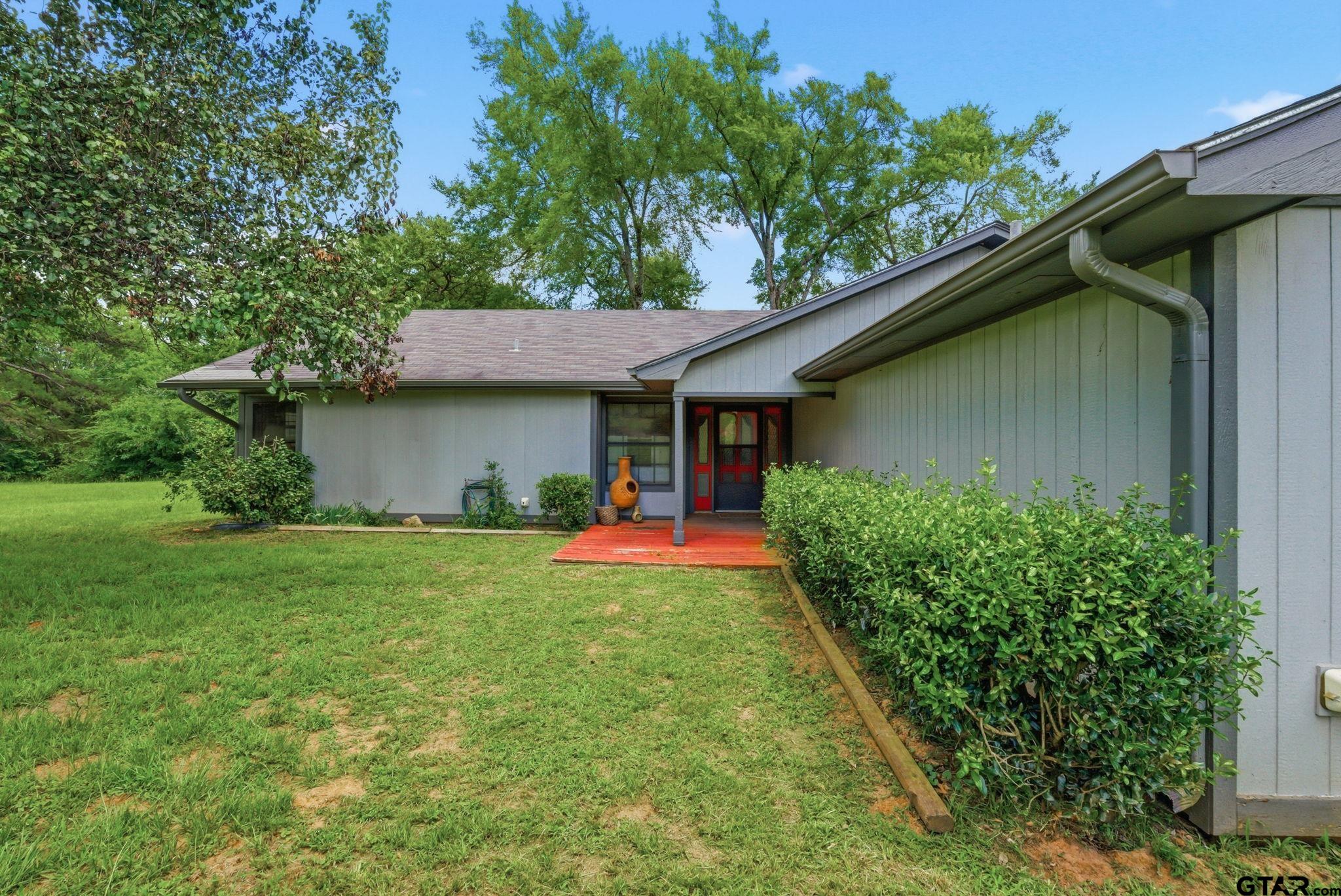 6146 County Road 334 Tyler, TX 75708 - Photo 2 of 34