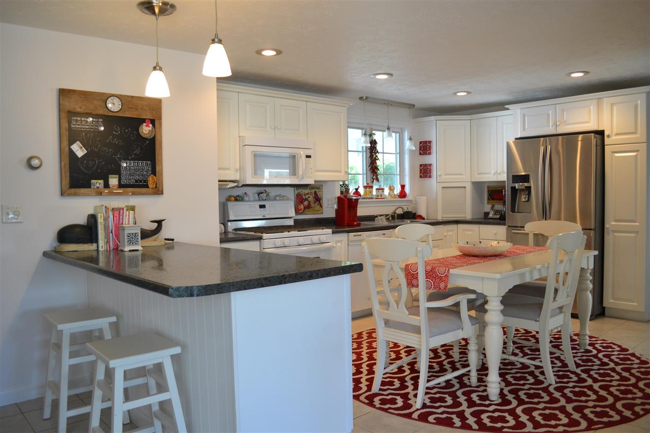 122 Parade Road Barnstead, NH 03225 - Photo 10 of 29