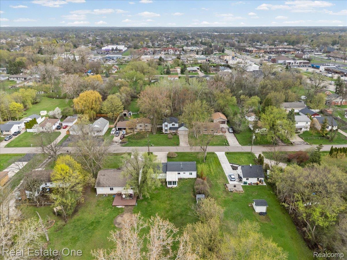 2931 Wisconsin Road Troy, MI 48083 - Photo 48 of 49 41-DJI_20260417112330_0617_D.jpg