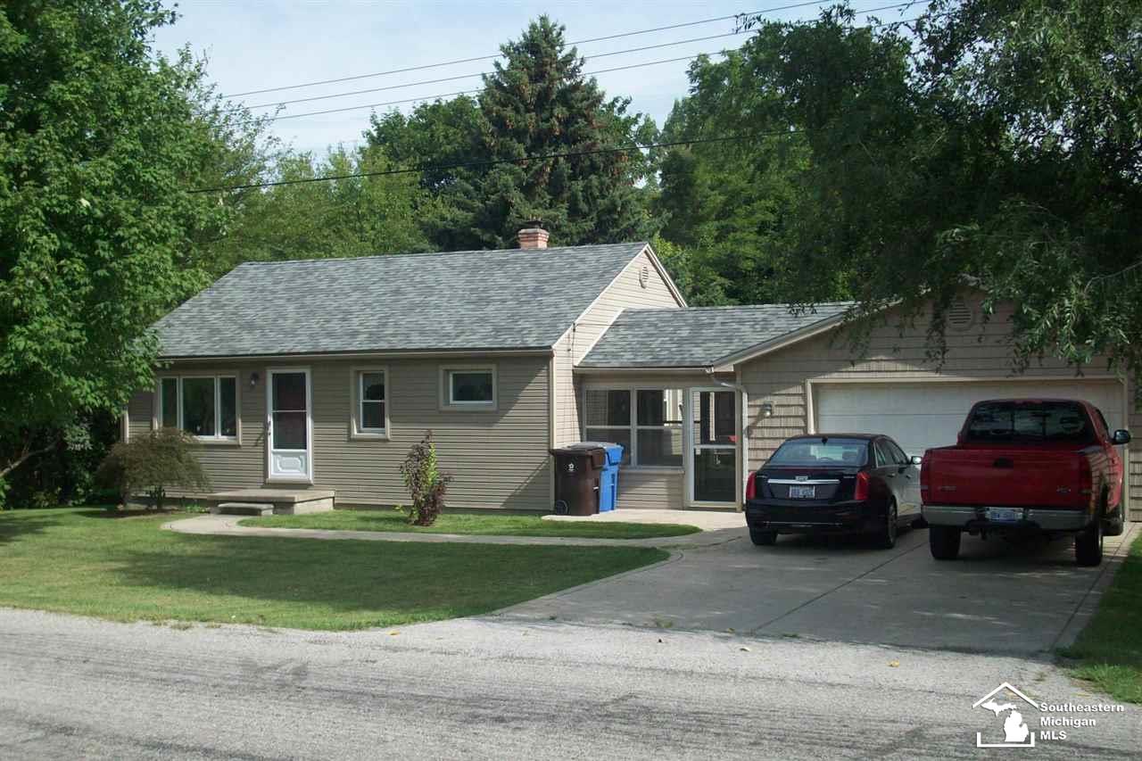 2101 Sandy Creek Road Monroe, MI 48162 - Photo 1 of 22 31359391.JPG
