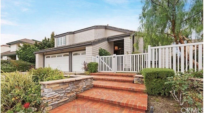 28322 Driza Mission Viejo, CA 92692 - Photo 2 of 12