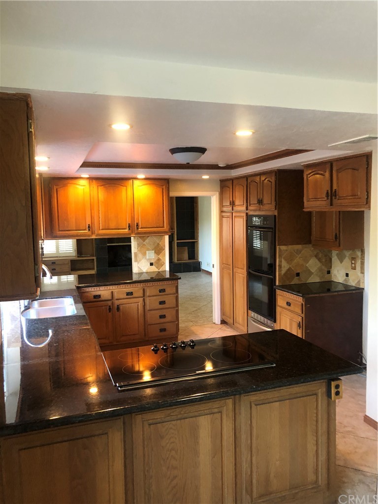 28322 Driza Mission Viejo, CA 92692 - Photo 9 of 12