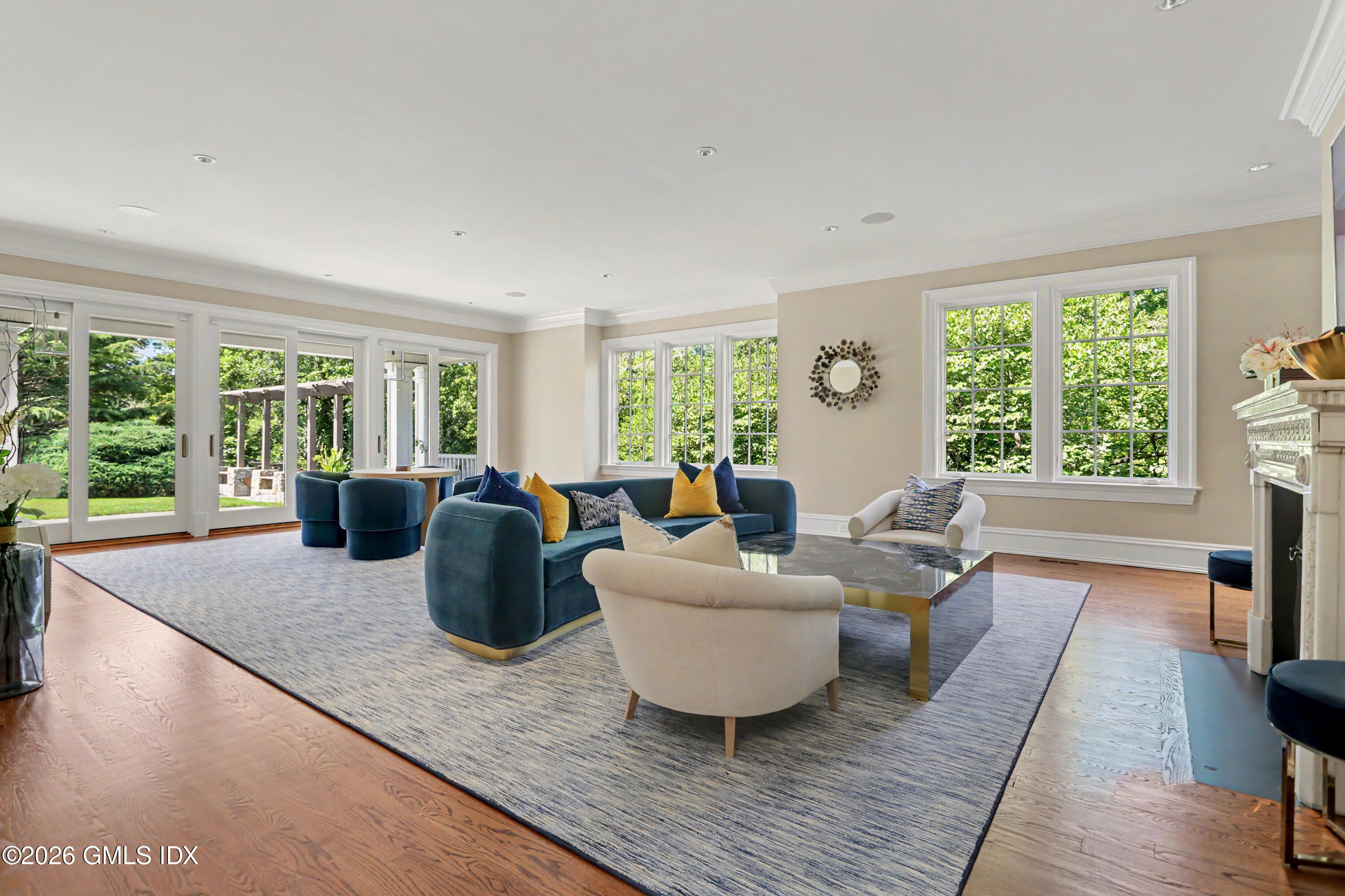 170 Old Mill Road Greenwich, CT 06831 - Photo 4 of 36 Living Room