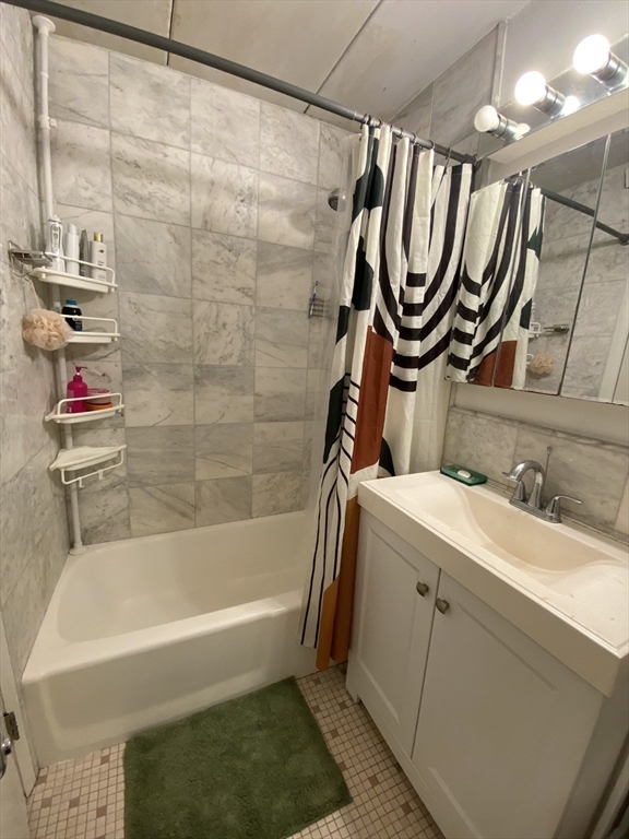 40 High Street, Unit 308 Dedham, MA 02026 - Photo 8 of 16