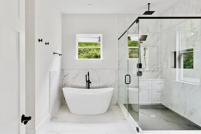 $699,989 | 108 Horseshoe Bend Road, Easley, SC 29642